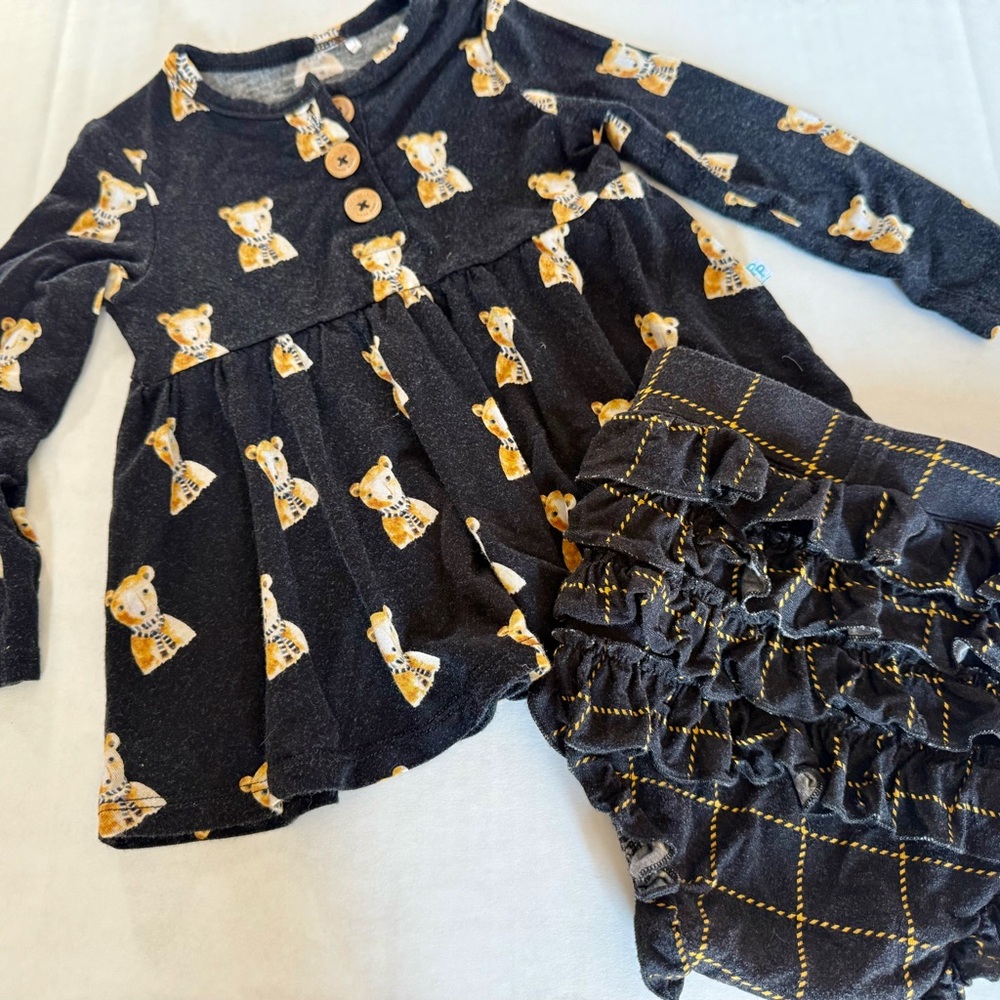 Posh Peanut Charcoal and Cream Outfit (128A)